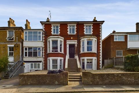 1 bedroom flat for sale, The Vale, Broadstairs, CT10
