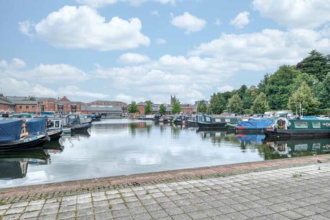 2 bedroom flat for sale, Diglis Dock Road, Worcester, WR5 3DD