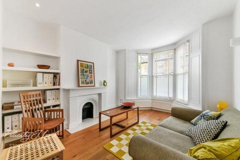 1 bedroom flat for sale, Brighton Road, Stoke Newington, N16