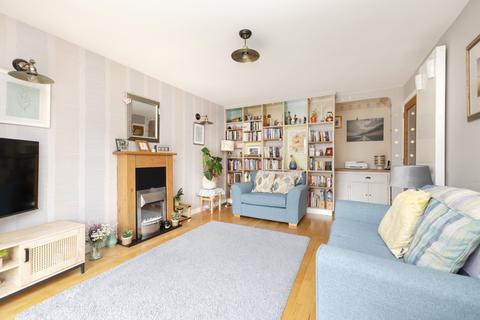 3 bedroom end of terrace house for sale, 2 Clarinda Terrace, Liberton, Edinburgh, EH16 6XN