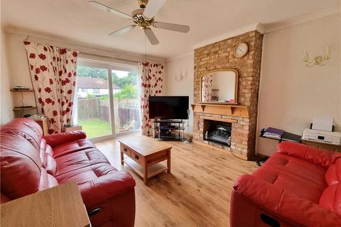 2 bedroom bungalow for sale, Veryan Close, St Mary Cray, Kent, BR5