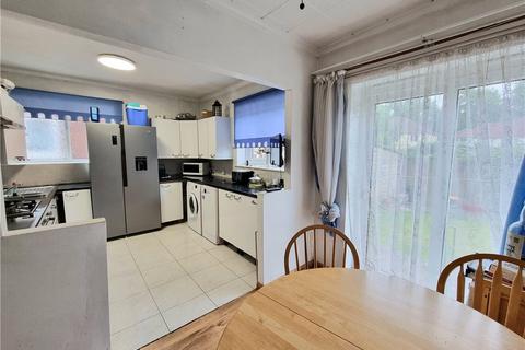 17 Veryan Close, Orpington, BR5 3NQ