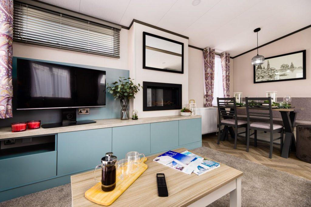 Lounge And Dining Areas.jpg