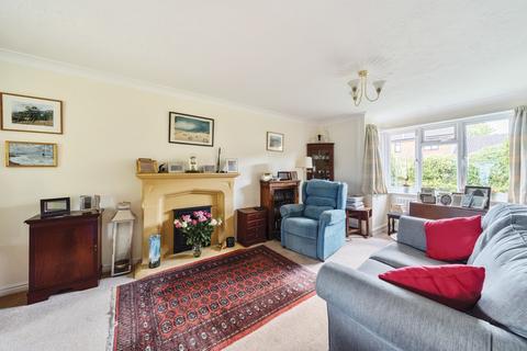 2 Nourse Close, Cheltenham, GL53 0NQ