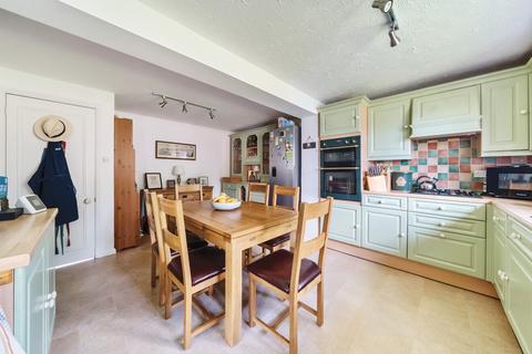 2 Nourse Close, Cheltenham, GL53 0NQ
