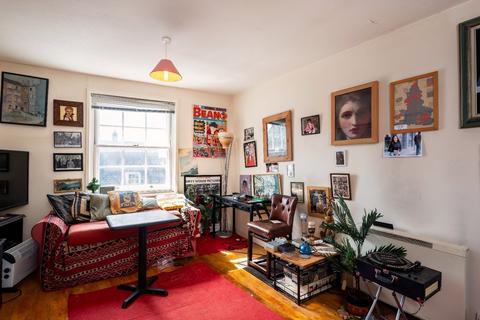 3 bedroom flat for sale, Low Ousegate, York, YO1