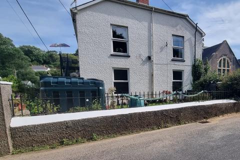 2 bedroom flat for sale, Maes-Y-Ffynnon, Ferryside SA17