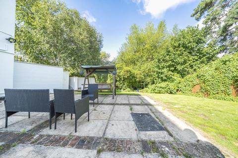 2 bedroom flat for sale, Gordon Avenue,  Twickenham,  TW1