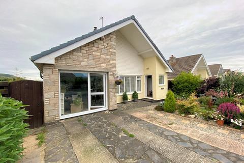 3 bedroom detached bungalow for sale, Y Groesffordd, Bryncrug LL36