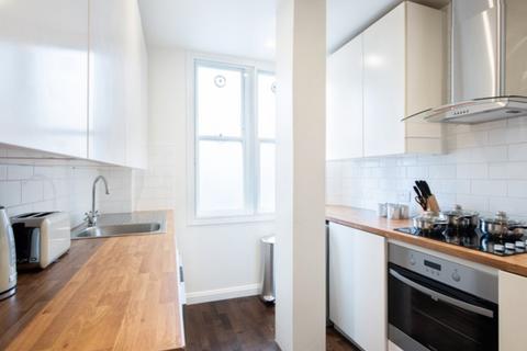 3 bedroom apartment to rent, Hill Street, Mayfair, London, W1J