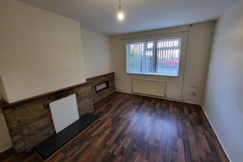 3 bedroom terraced house to rent, Luton LU2