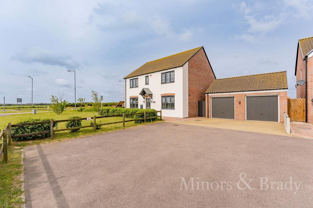 Colby Drive, Bradwell 5 bed detached house for sale £450,000
