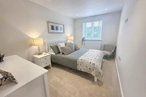 15 Coniston Close, Verwood, BH31 6HW