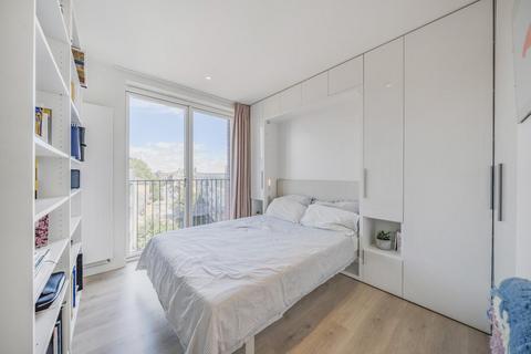 1 bedroom flat for sale, Varcoe Road, London