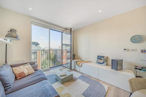 1 bedroom flat for sale, Varcoe Road, London