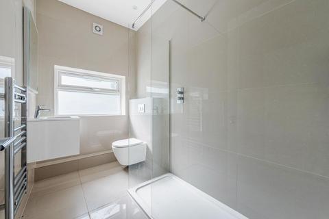 2a Vale Grove, London, W3 7QP