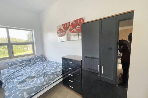 undefined, Flat 1, 5 Avenue Road, Doncaster DN2