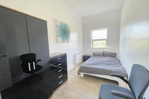 undefined, Flat 1, 5 Avenue Road, Doncaster DN2