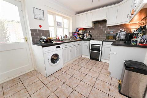 2 bedroom semi-detached house for sale, Bluebell Court, Bracebridge Heath