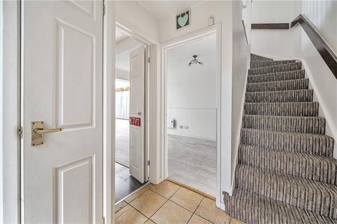6 Aynscombe Close, Dunstable, LU6 1FA