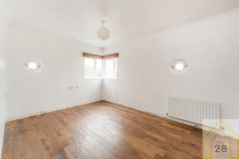 2 bedroom flat for sale, Eastway, E9