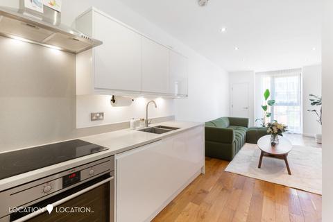 1 bedroom apartment for sale, Crondall Street, London, N1