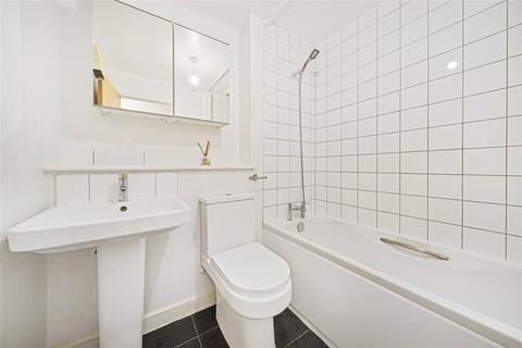 1 bedroom flat for sale, Chamberlain Place, Walthamstow, London, E17