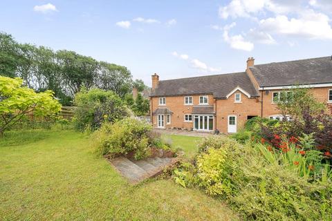 4 bedroom semi-detached house for sale, Hook,  Hampshire,  RG27