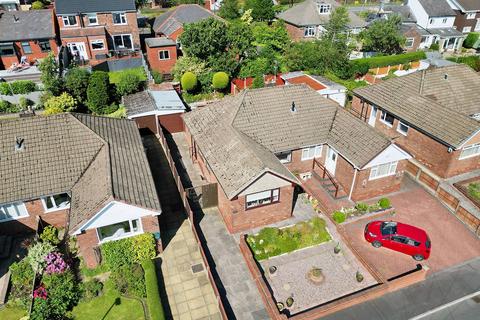 2 bedroom semi-detached bungalow for sale, Conway Drive, Billinge, WN5