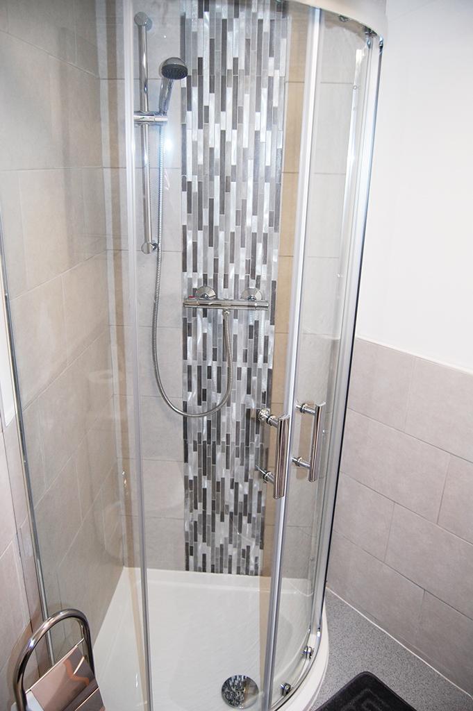 Room 4 En-suite 1.1