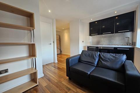 1 bedroom apartment to rent, West Point, Leeds City Centre