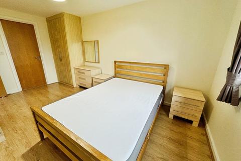 2 bedroom apartment to rent, Velocity West