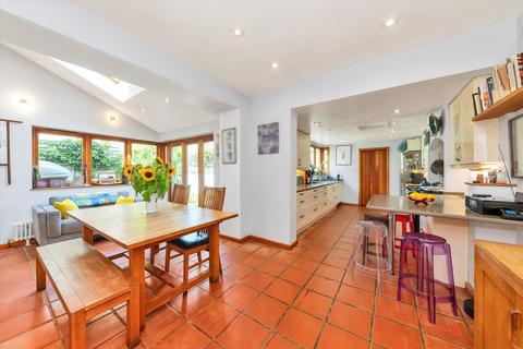 29 Lyndewode Road, Cambridge, CB1 2HN