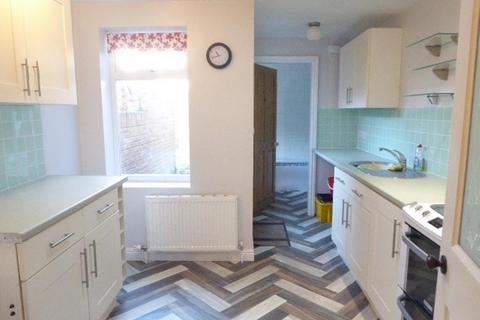 2 bedroom terraced house to rent, Brentwood Ave, Hardwick St, Hull, HU5 3NJ