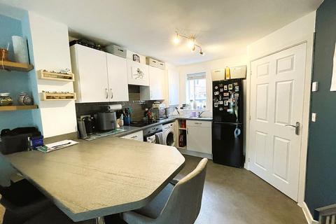 3 bedroom end of terrace house for sale, Cranbrook, Exeter EX5