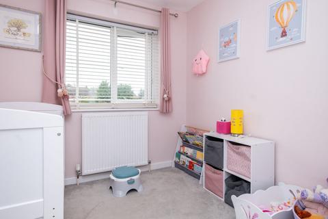 8 Heath Close, Sturry, Canterbury, CT2 0PF