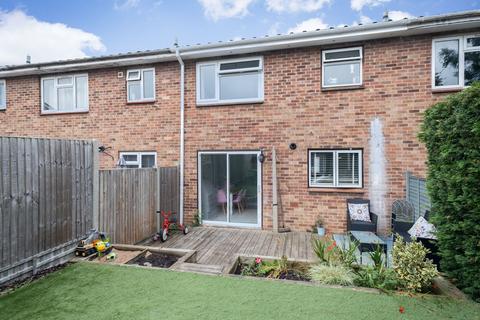 8 Heath Close, Sturry, Canterbury, CT2 0PF