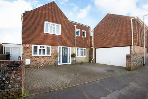 5 bedroom detached house for sale, Station Road, St. Margarets-At-Cliffe, CT15