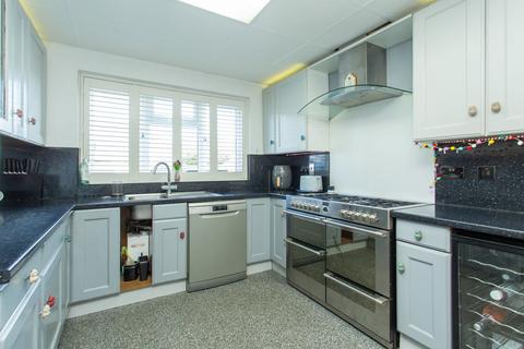 Merzenich Station Road, St Margarets At Cliffe, Dover, CT15 6AY