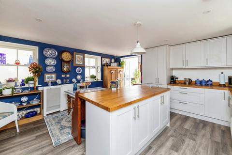 5 bedroom detached house for sale, Bull Street, Sandy SG19