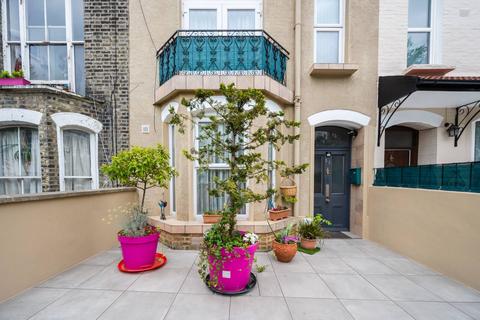 1 bedroom flat to rent, Arthur Road, Islington, London, N7