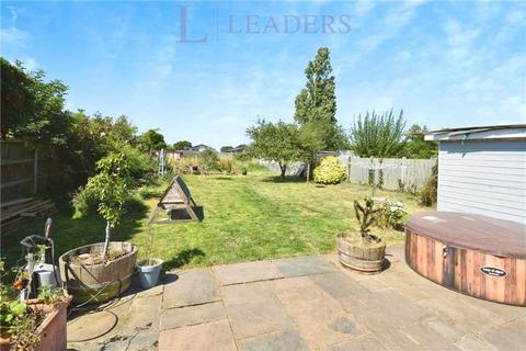 4 bedroom bungalow for sale, Jaywick Lane, Clacton-on-Sea, Essex