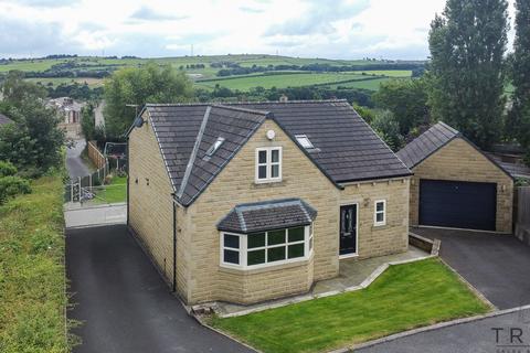 4 bedroom detached house for sale, Mirfield WF14