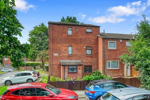 4 bedroom end of terrace house for sale, Patch Lane, Oakenshaw, Redditch B98 7XG