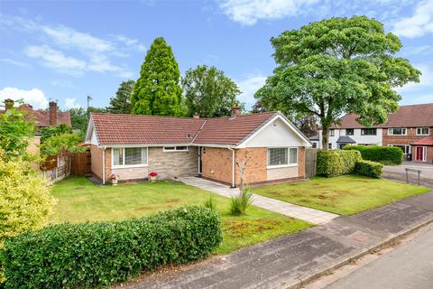 2 bedroom bungalow for sale, Clifton Avenue, Warrington WA3