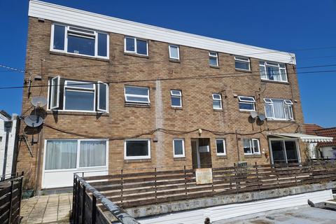 2 bedroom flat for sale, Amanda Court, 107-111 Stoke Road, Gosport PO12