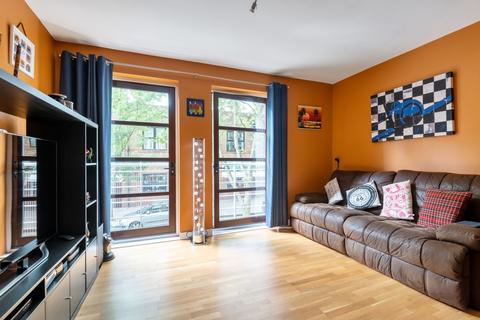 1 bedroom flat to rent, Finland Street SE16