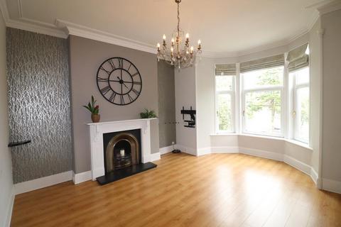 4 bedroom flat to rent, Cornhill Road, Aberdeen, AB25