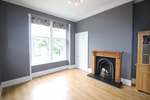 4 bedroom flat to rent, Cornhill Road, Aberdeen, AB25