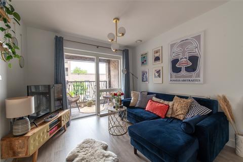 1 bedroom flat for sale, Adenmore Road, London, SE6